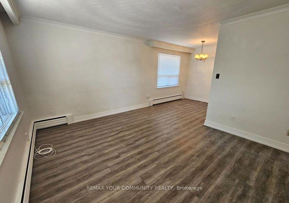 423-pharmacy-avenue-toronto-scarborough-ontario-e13592304