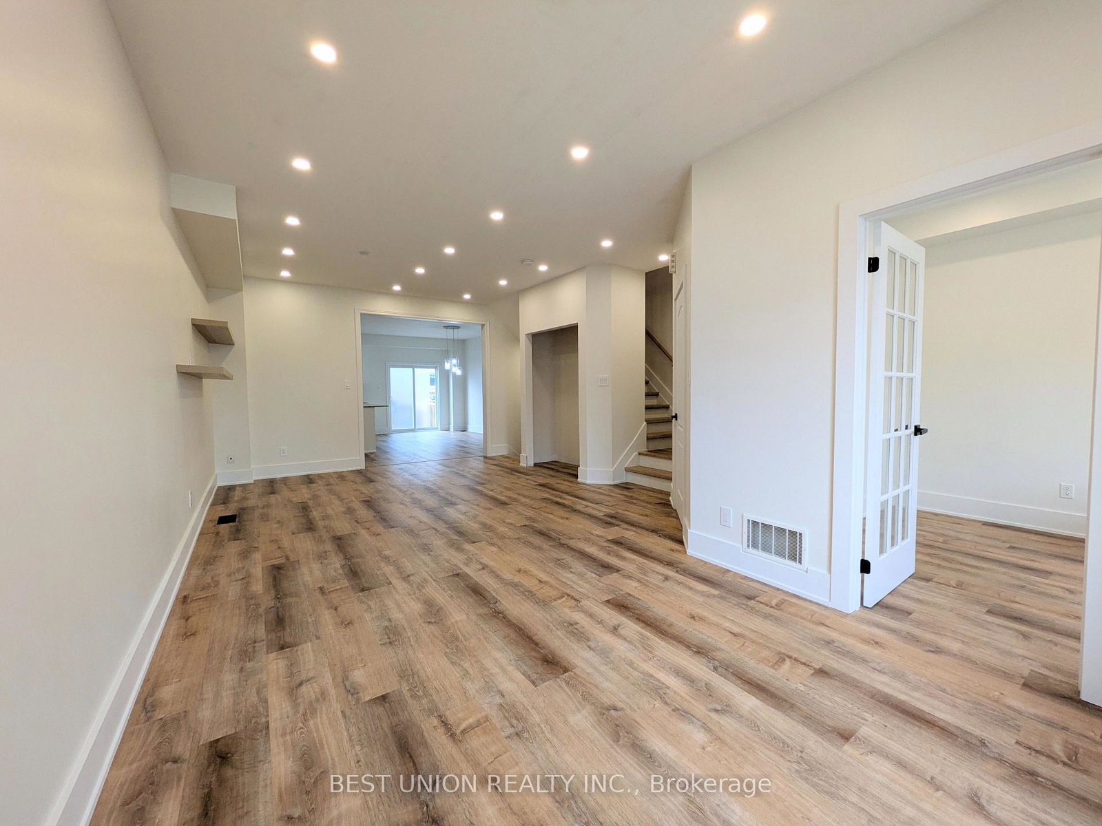 1596-brandy-court-pickering-ontario-e13592540