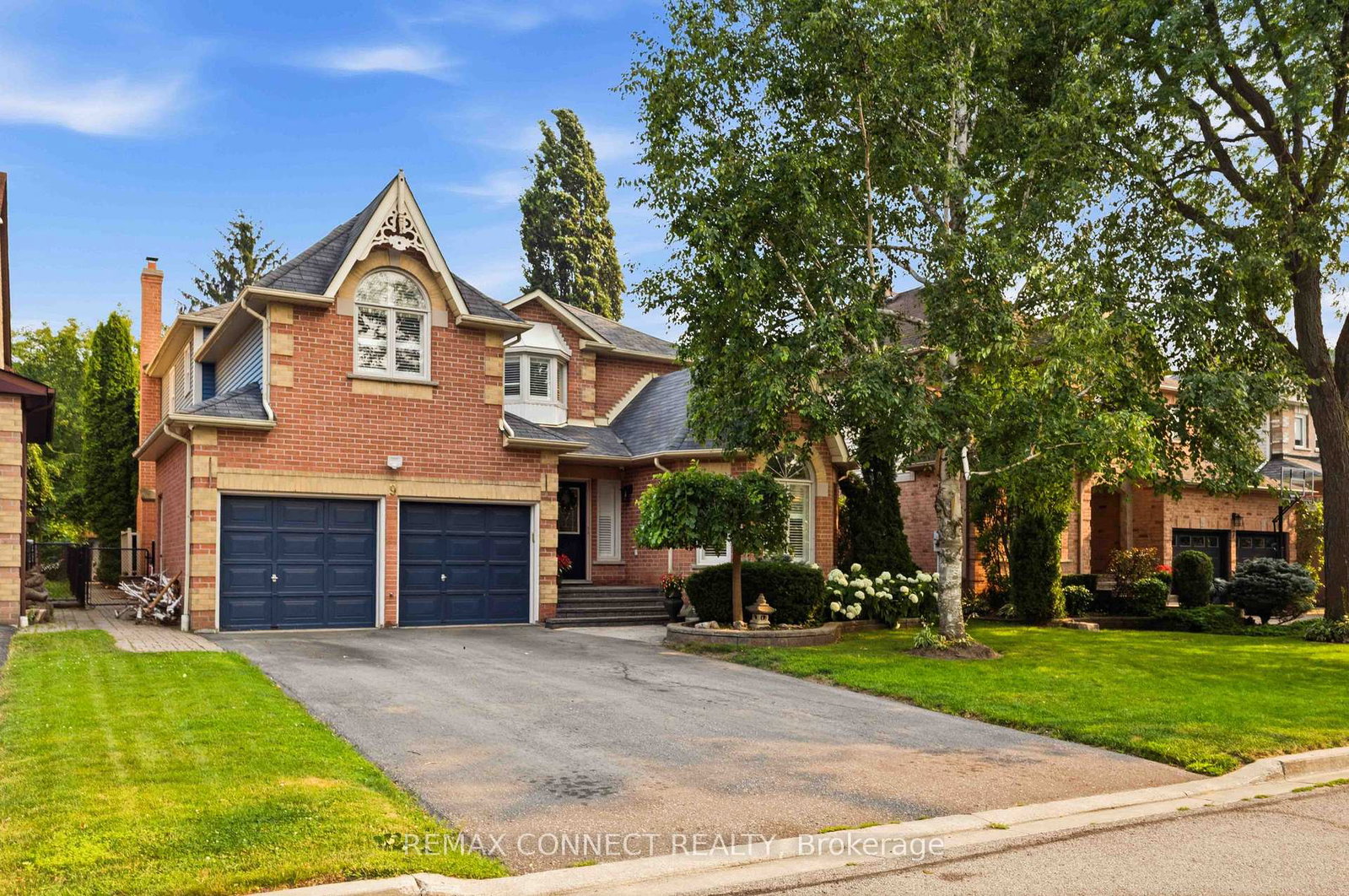 9-nettles-court-whitby-ontario-e13592650
