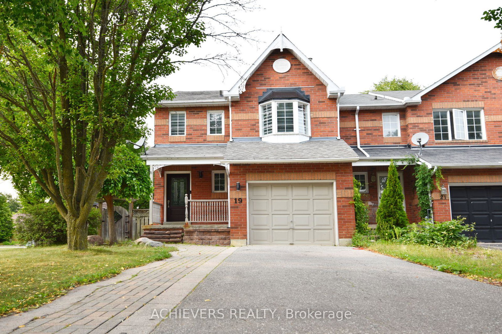 19-mccullock-crescent-ajax-ontario-e13592876