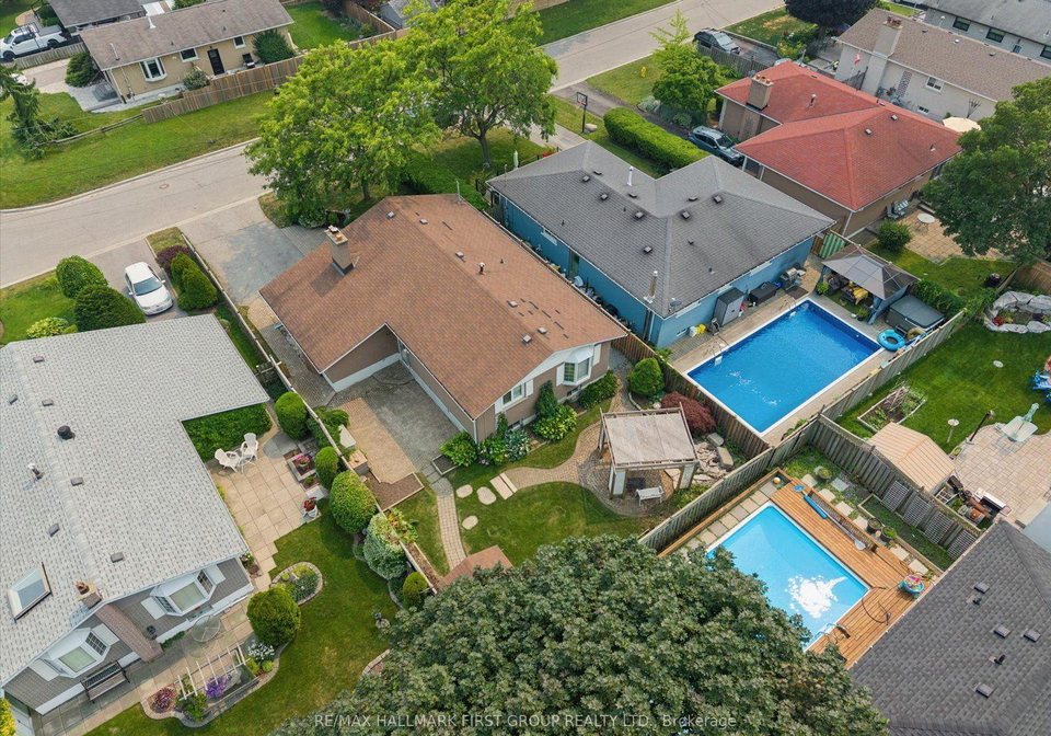 970-timmins-gardens-pickering-ontario-e13593290