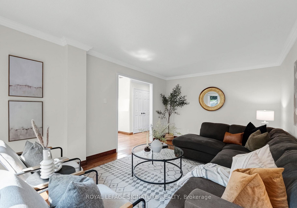 1236-fieldstone-circle-pickering-ontario-e13593342