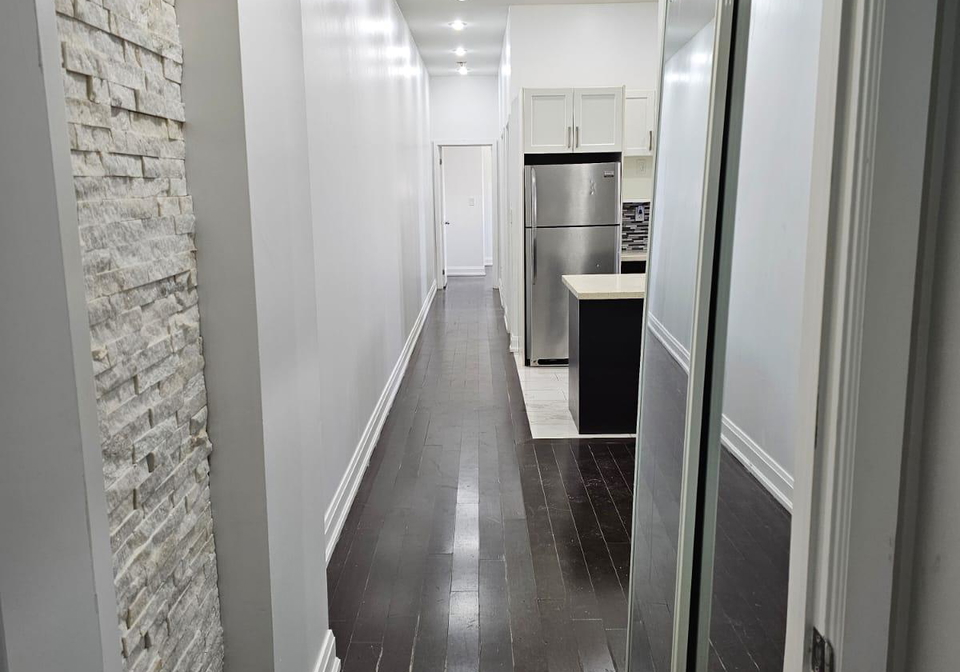 924-danforth-avenue-toronto-east-york-ontario-e13593492