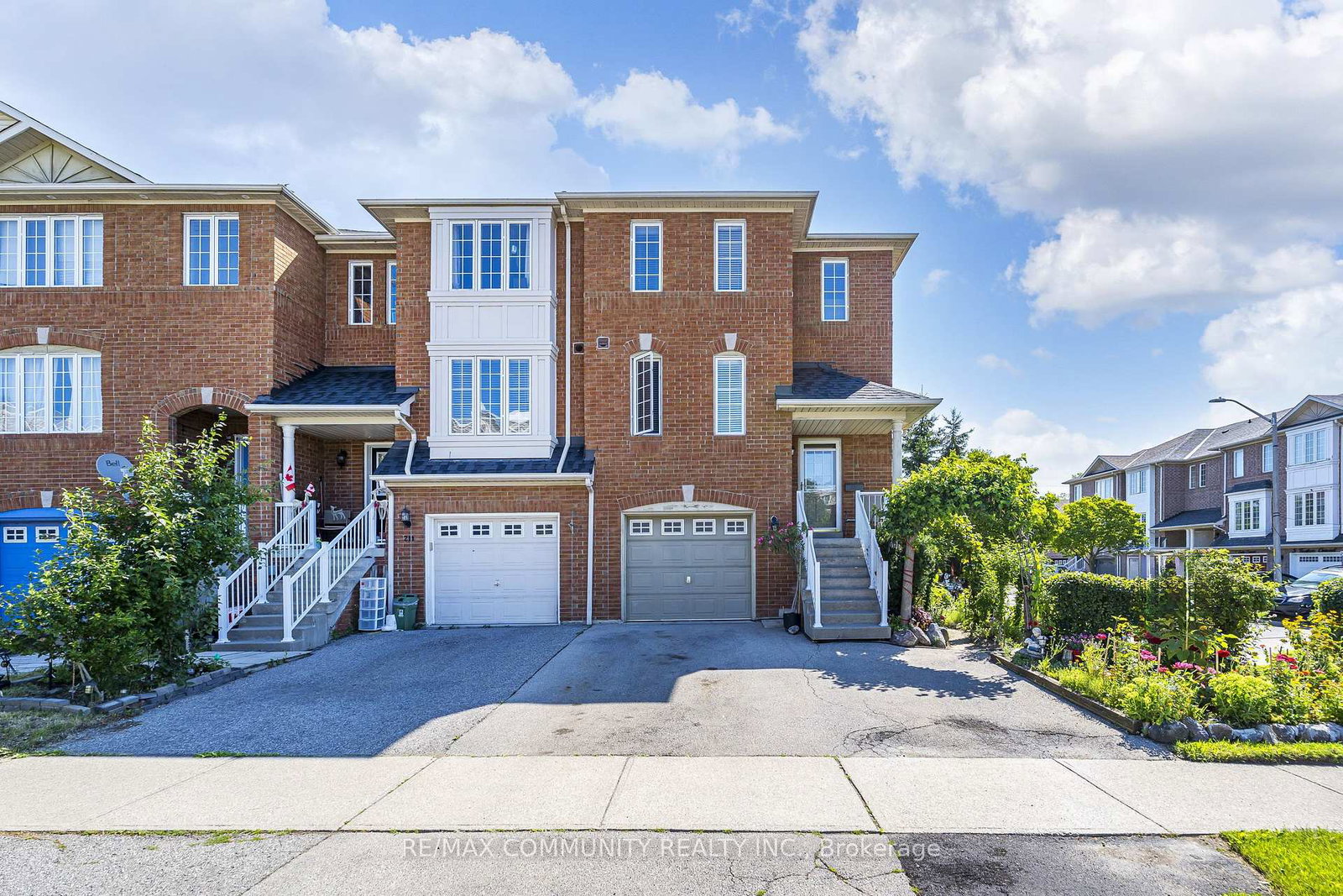 209-old-harwood-avenue-ajax-ontario-e13593784