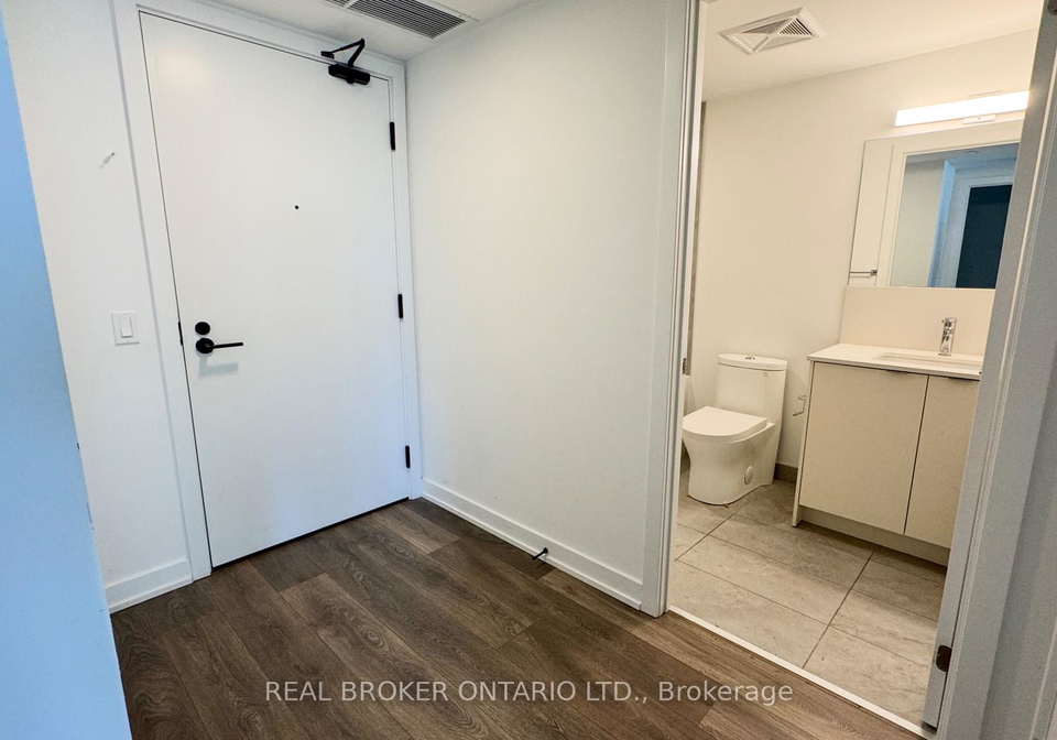 1604-charles-street-whitby-ontario-e13594368