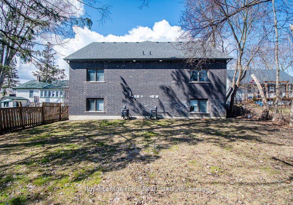 805b-dundas-street-whitby-ontario-e13594492