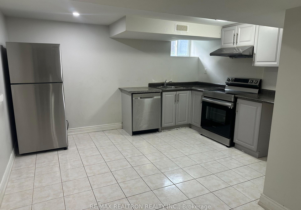 7-gilroy-drive-toronto-scarborough-ontario-e13594838
