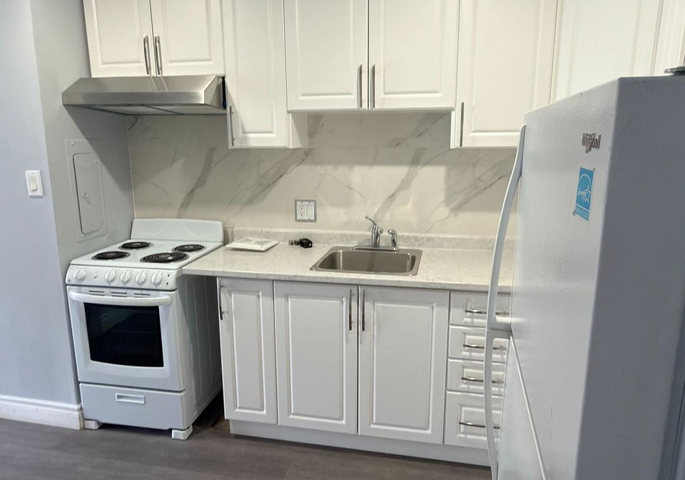 92-wolfe-street-oshawa-ontario-e13595126