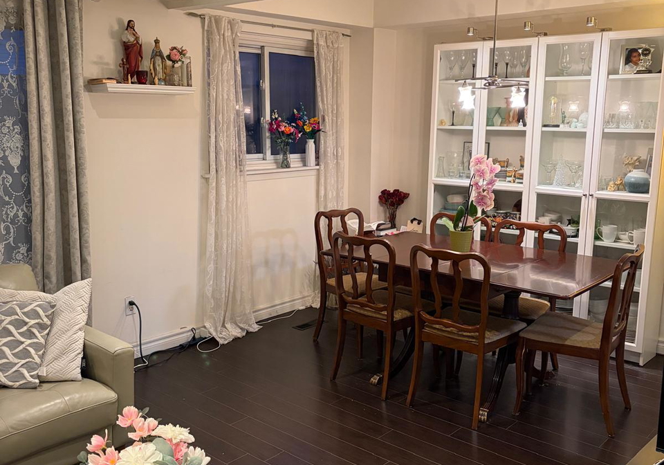 301-washburn-way-toronto-scarborough-ontario-e13595336