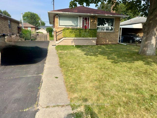 1509-pharmacy-avenue-toronto-scarborough-ontario-e13595358
