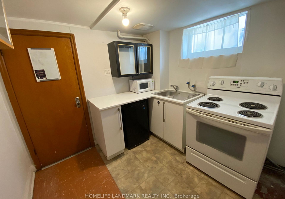 11-hutton-avenue-toronto-east-york-ontario-e13595558