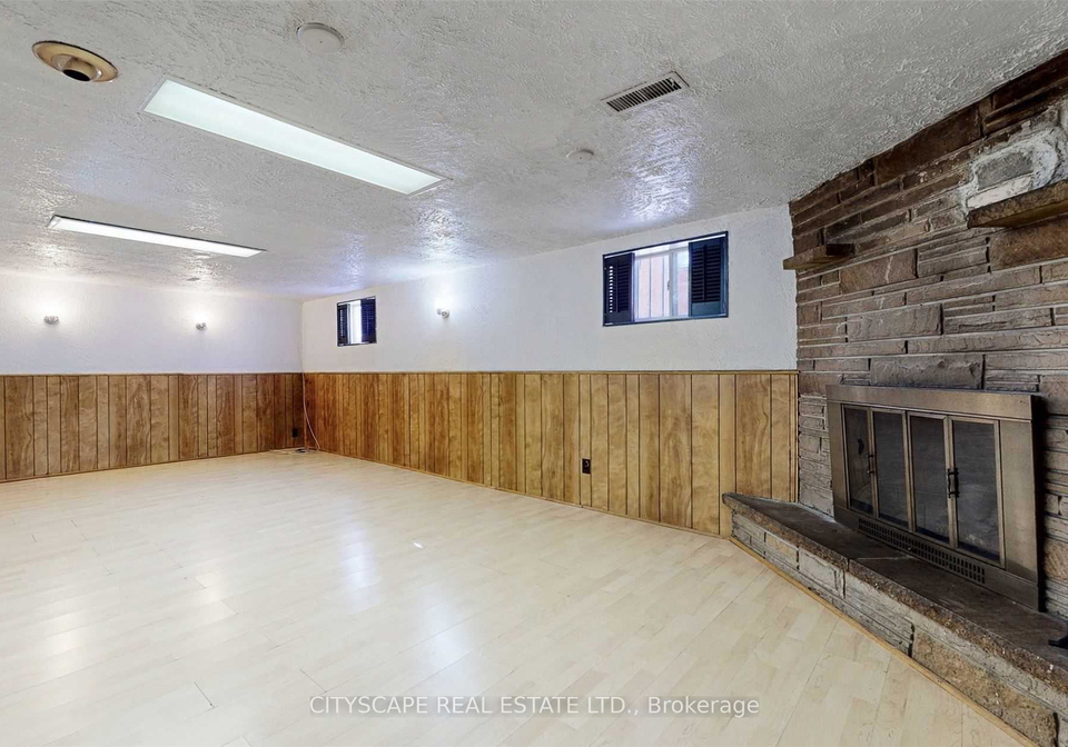 14-beacon-road-toronto-scarborough-ontario-e13595616