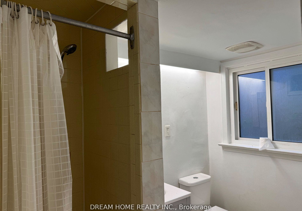 28-conlins-road-toronto-scarborough-ontario-e13596060