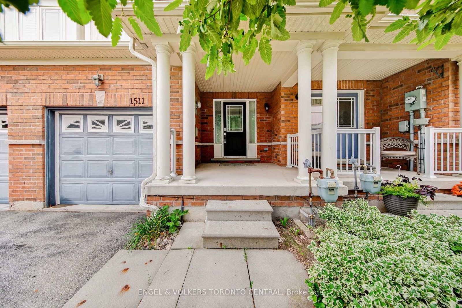 1511-glenbourne-drive-oshawa-ontario-e13596066