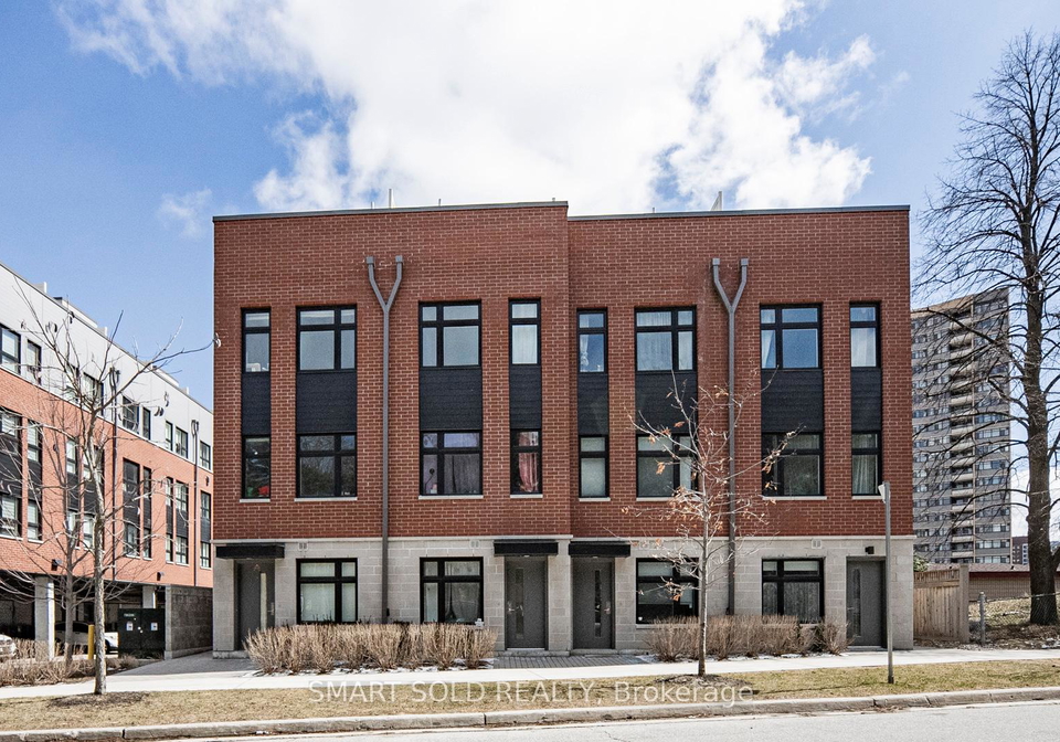 20-echo-point-toronto-scarborough-ontario-e13596126