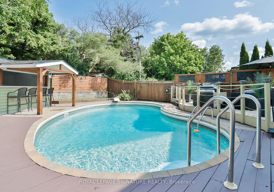 32-harland-crescent-ajax-ontario-e13596368