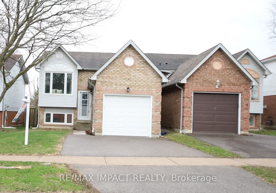 11-fenwick-avenue-clarington-ontario-e13597084