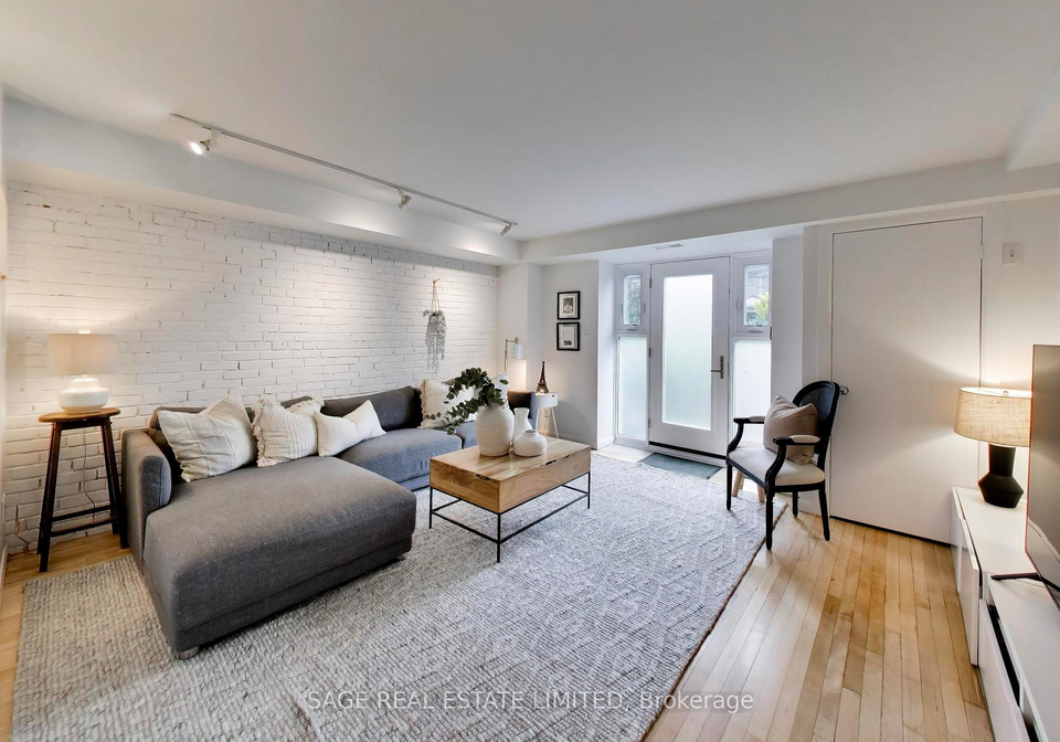 660-pape-avenue-toronto-toronto-ontario-e13597156