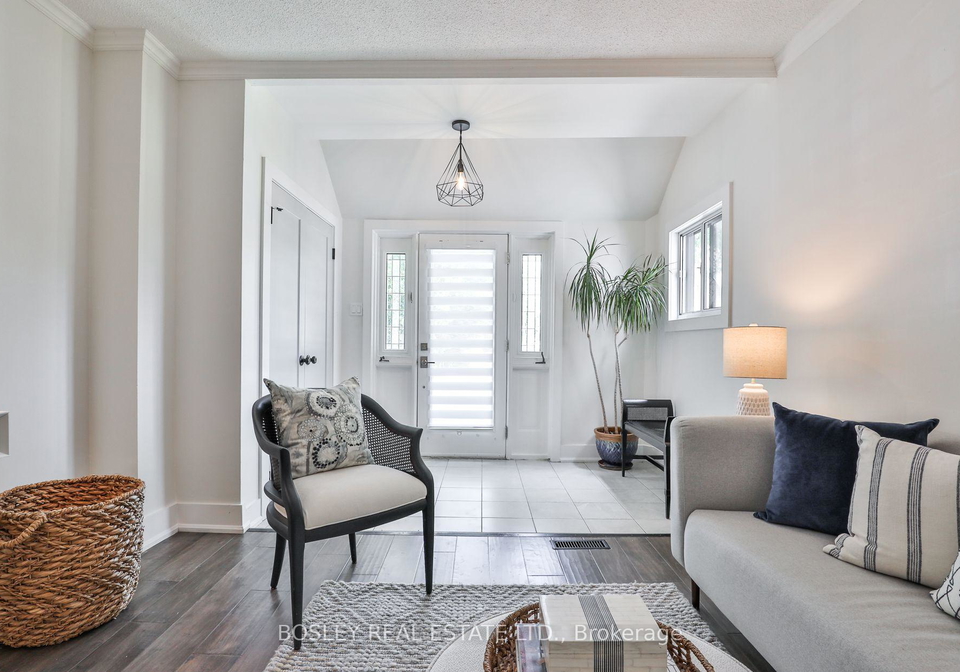 373-sammon-avenue-toronto-east-york-ontario-e13597416