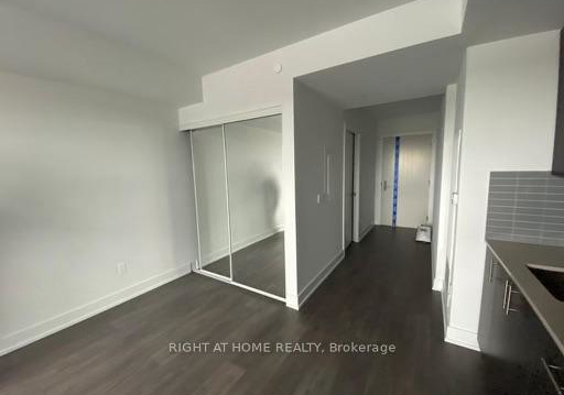 2550-simcoe-st-n-street-oshawa-ontario-e13597486
