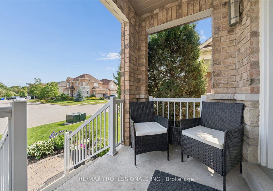 28-roma-drive-whitby-ontario-e13597632