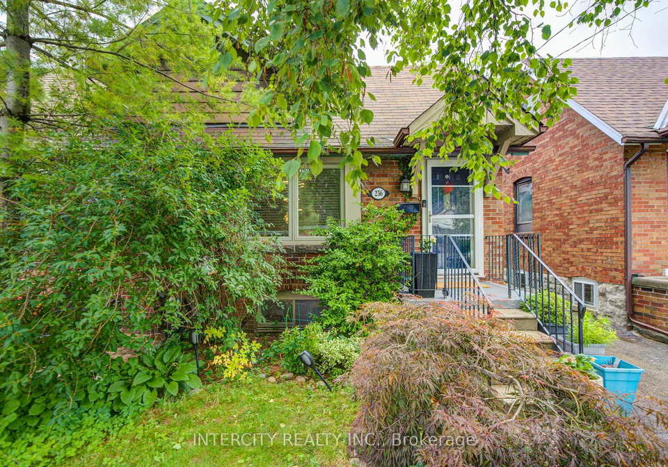 256-blantyre-avenue-toronto-scarborough-ontario-e13597794
