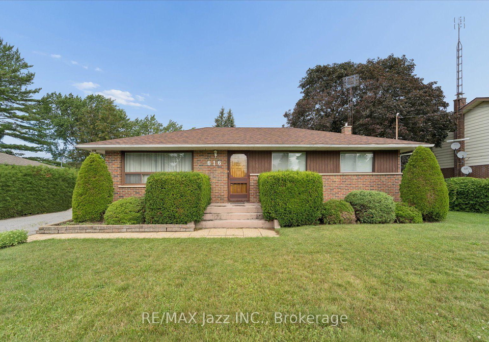 616-bickle-drive-oshawa-ontario-e13598546
