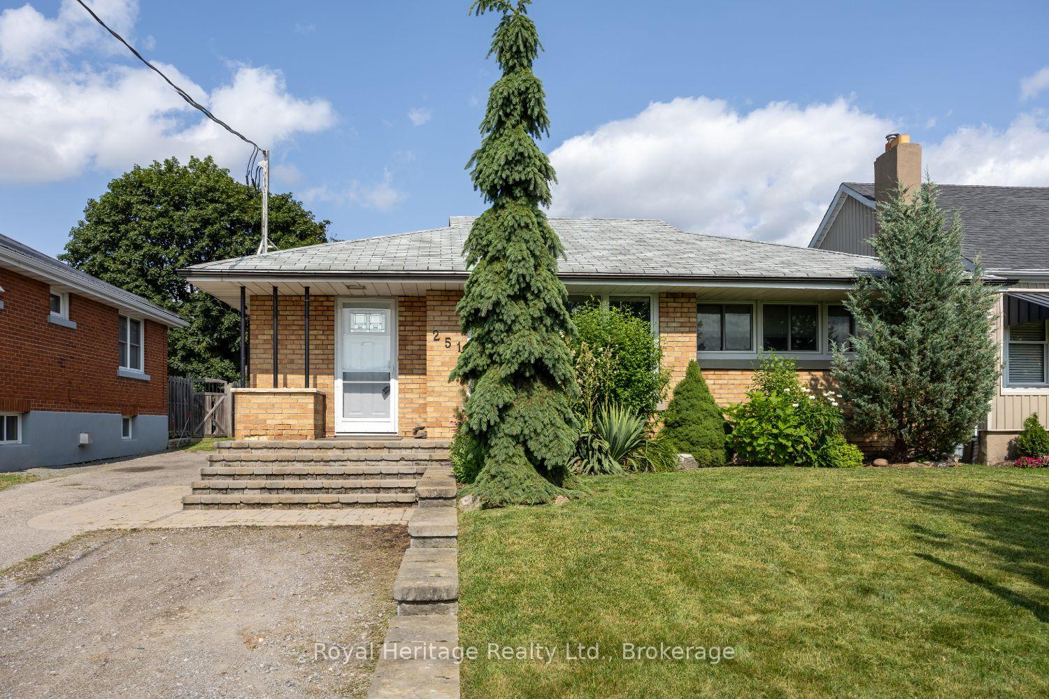 251-elizabeth-street-oshawa-ontario-e13598608