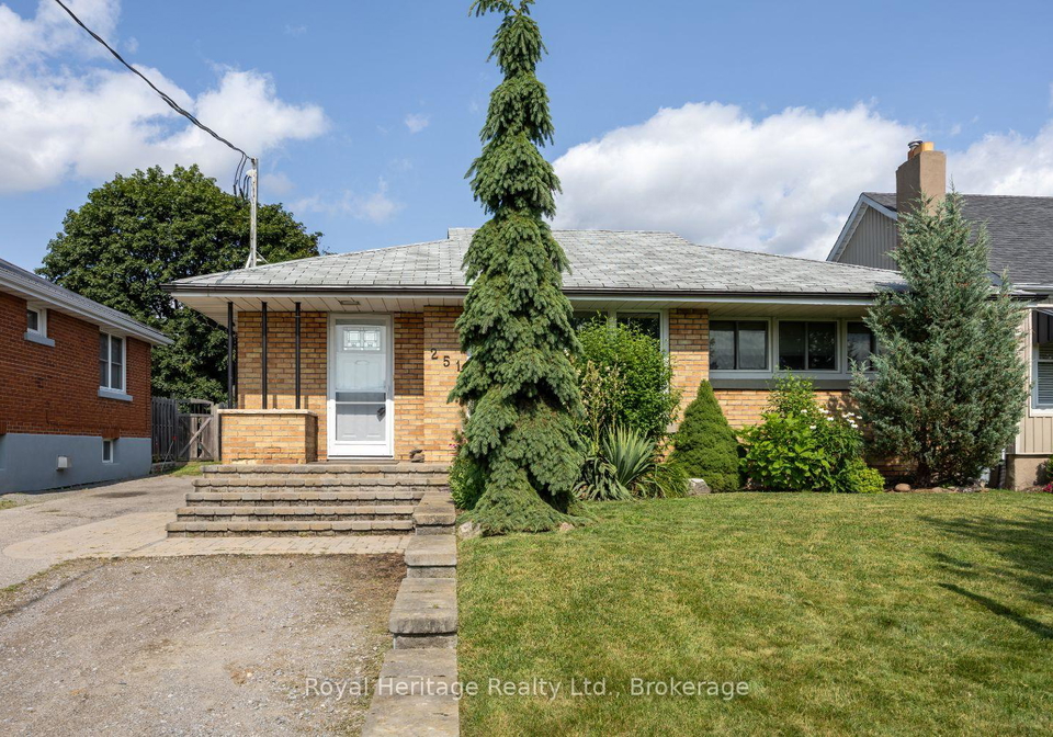 251-elizabeth-street-oshawa-ontario-e13598608
