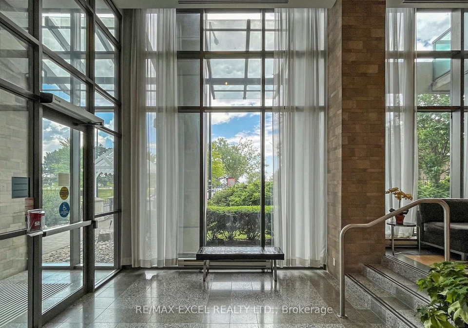 68-grangeway-avenue-toronto-scarborough-ontario-e13598934