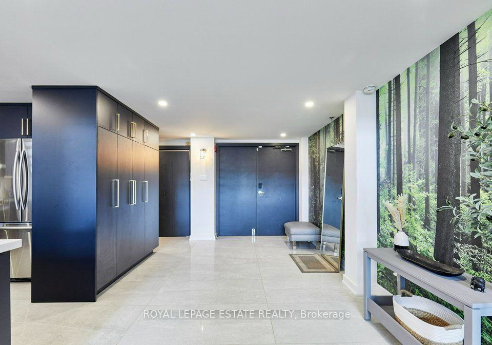 1173-dundas-street-e-toronto-toronto-ontario-e13599058