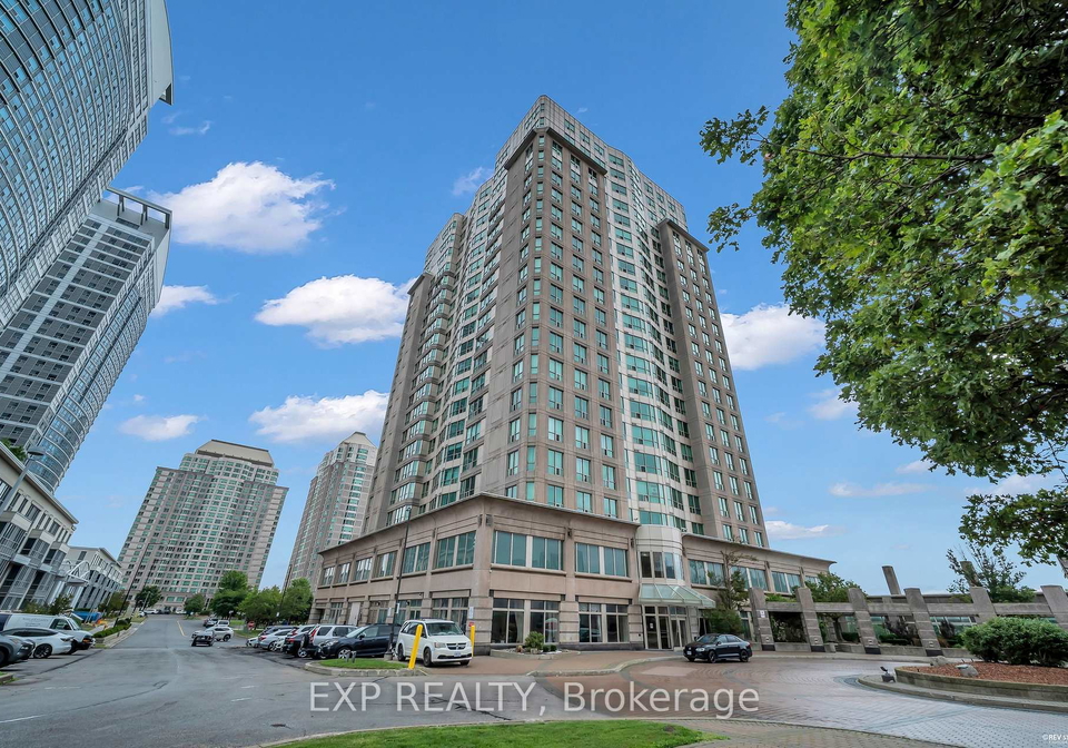 8-lee-centre-drive-n-toronto-scarborough-ontario-e13599474