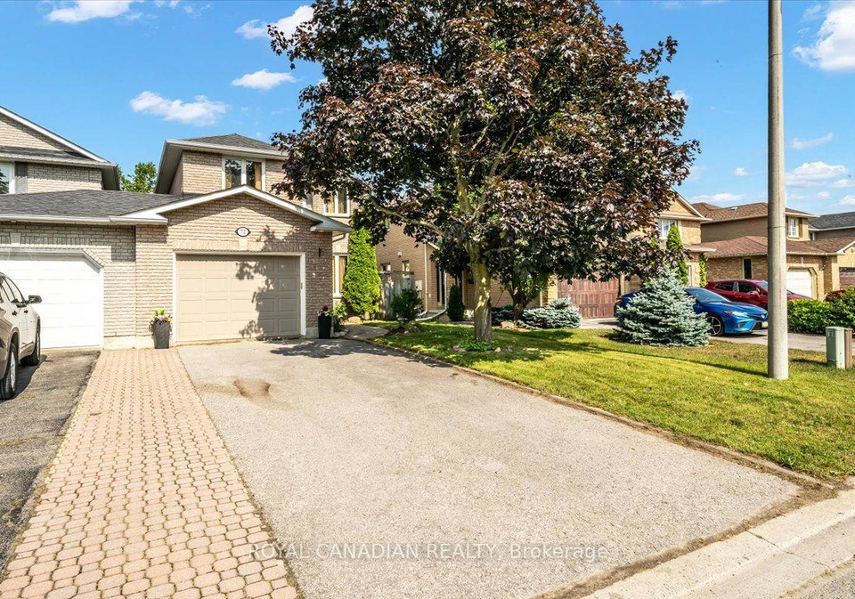 72-short-crescent-clarington-ontario-e13599598