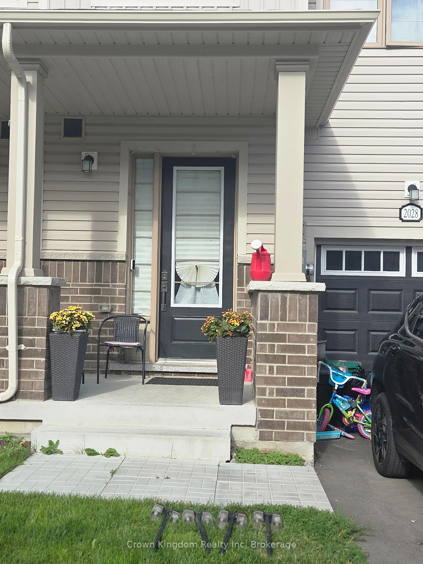 2028-cameron-lott-crescent-oshawa-ontario-e13599650