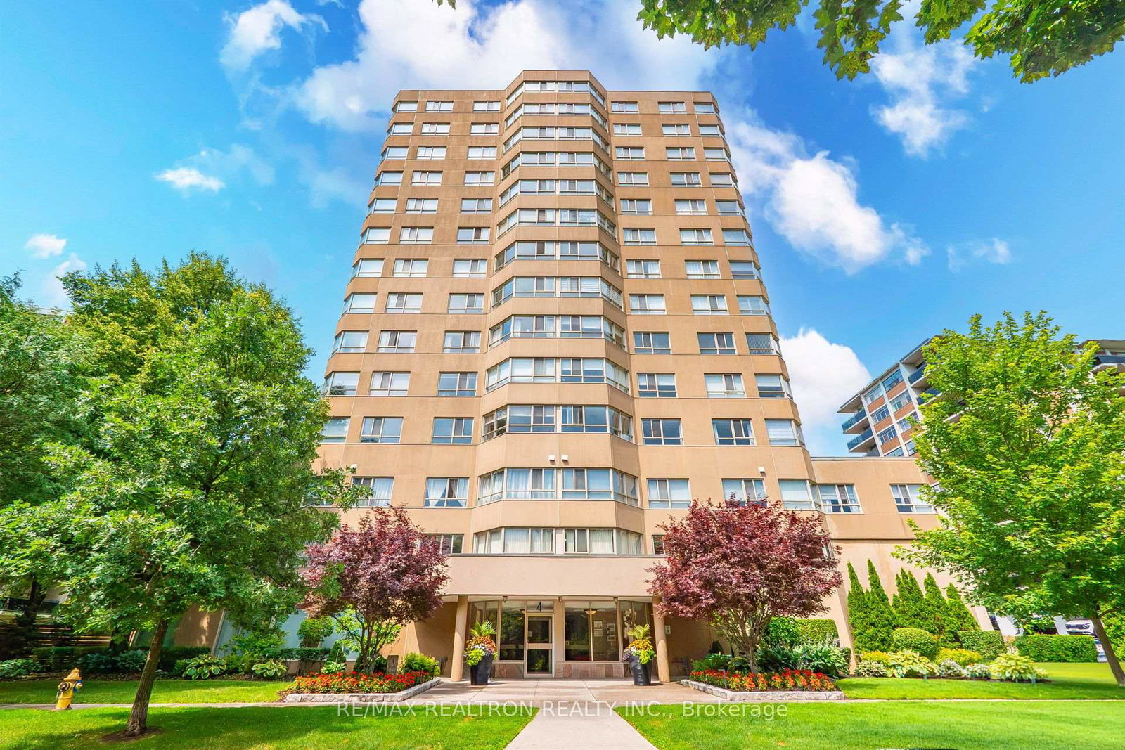 4-park-vista-crescent-toronto-east-york-ontario-e13600000