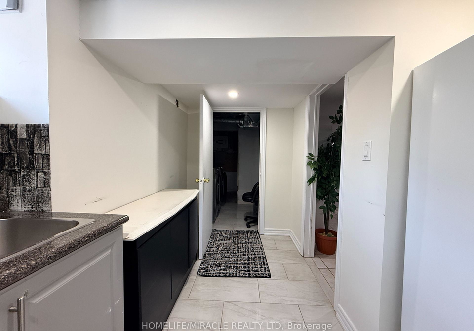 755-somerville-street-oshawa-ontario-e13600392