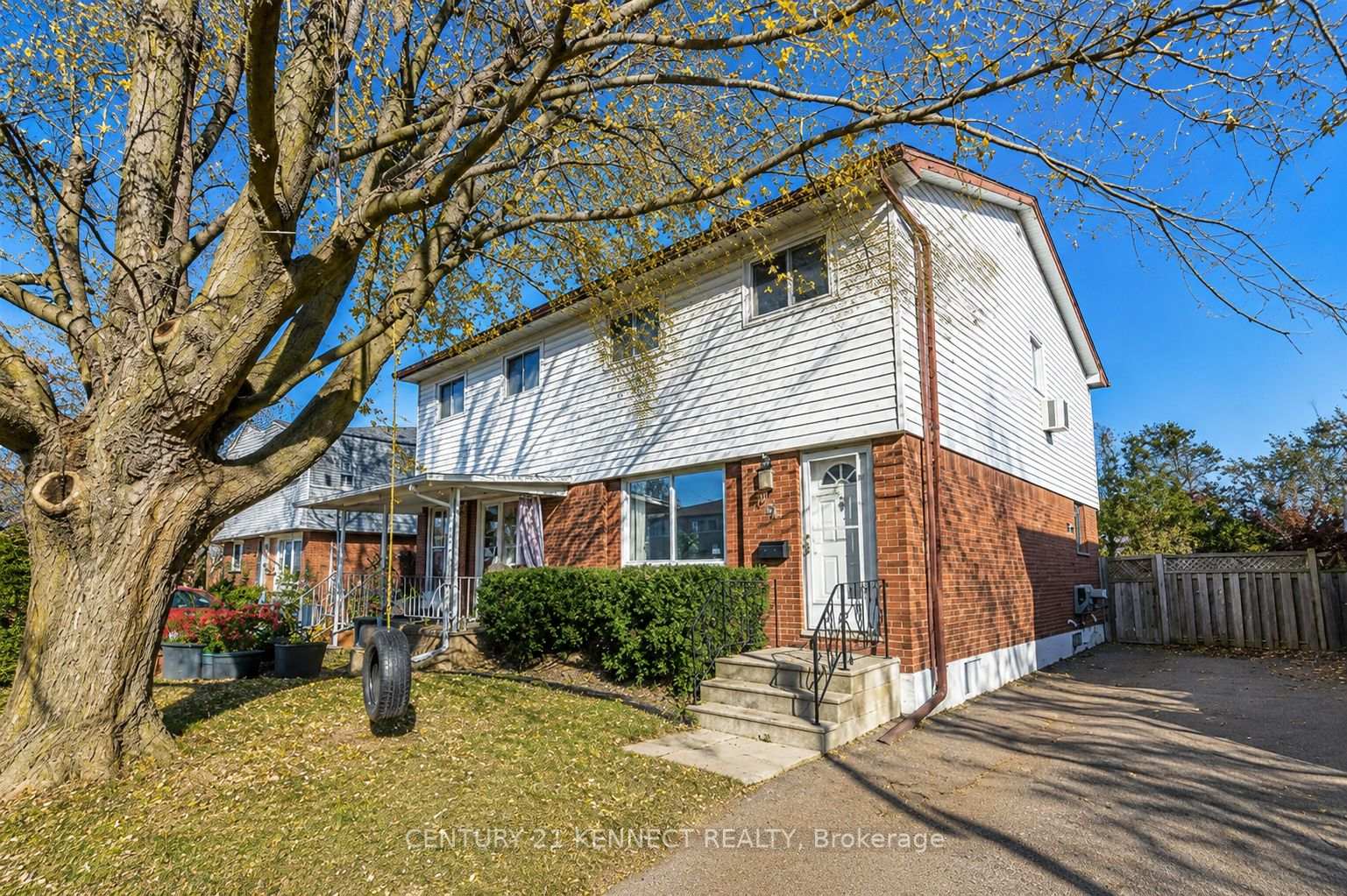 219-barkley-crescent-oshawa-ontario-e13602236