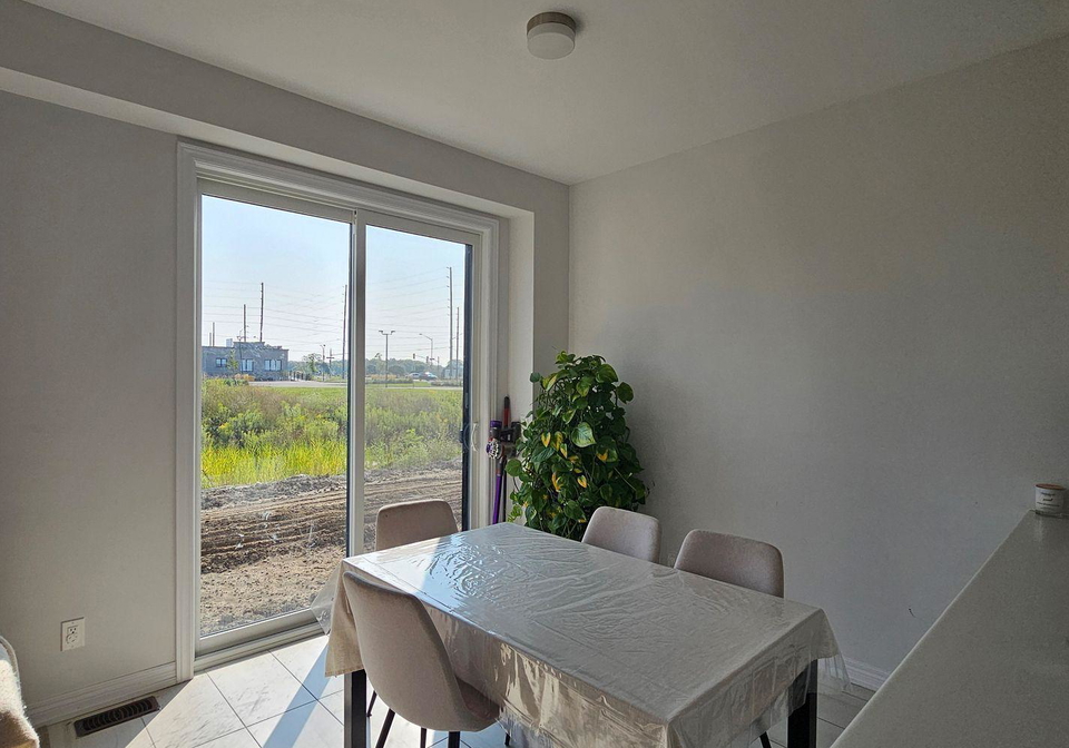 1084-lockie-drive-oshawa-ontario-e13602834