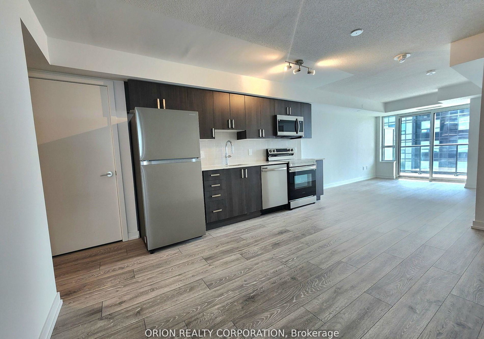 1455-celebration-drive-pickering-ontario-e13602906
