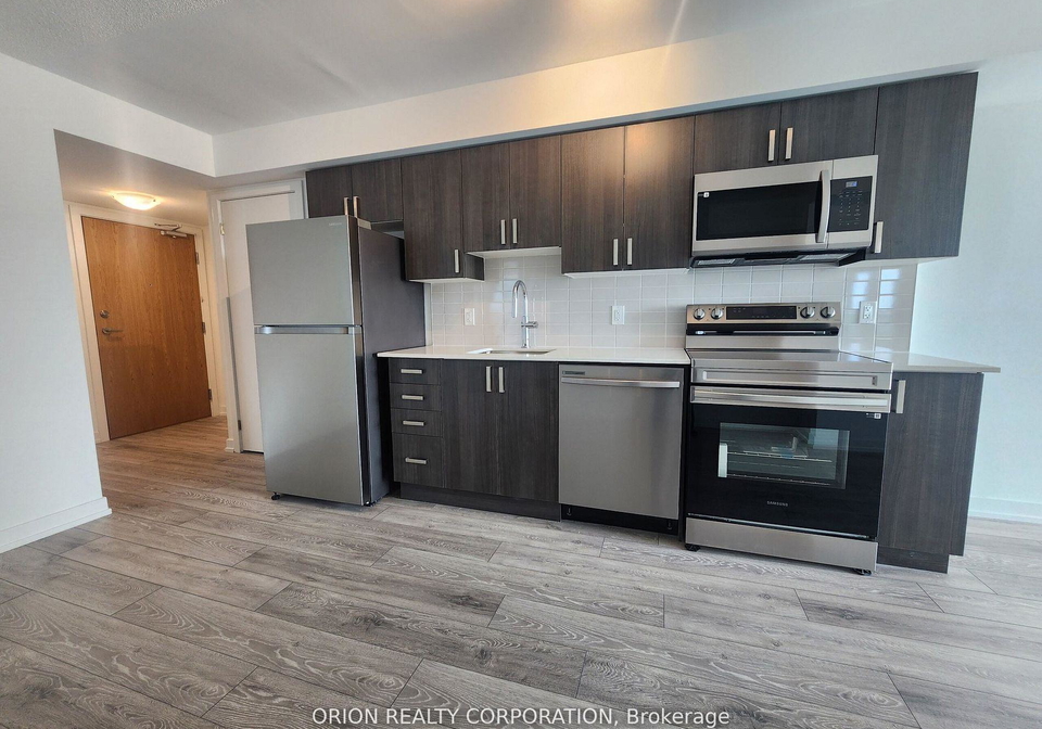 1455-celebration-drive-pickering-ontario-e13602906