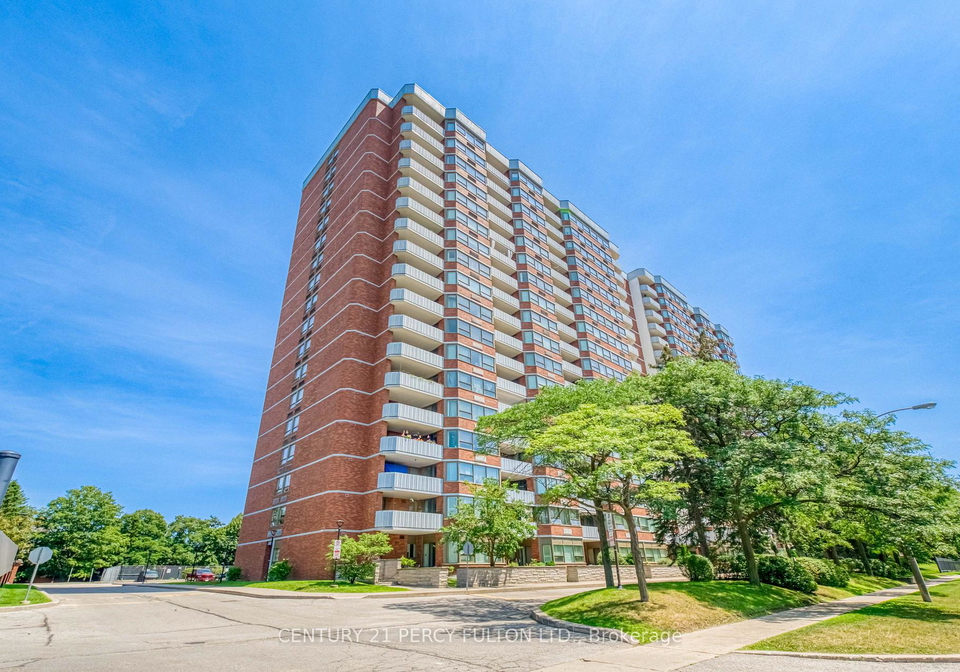 121-ling-road-toronto-scarborough-ontario-e13603208
