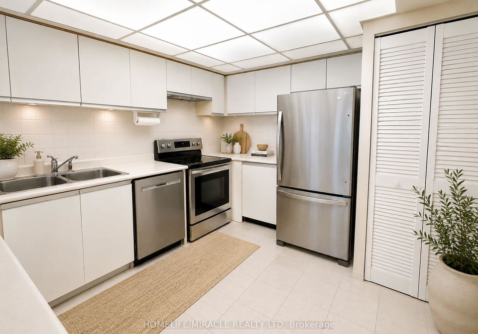 8-silver-bell-grove-toronto-scarborough-ontario-e13604854