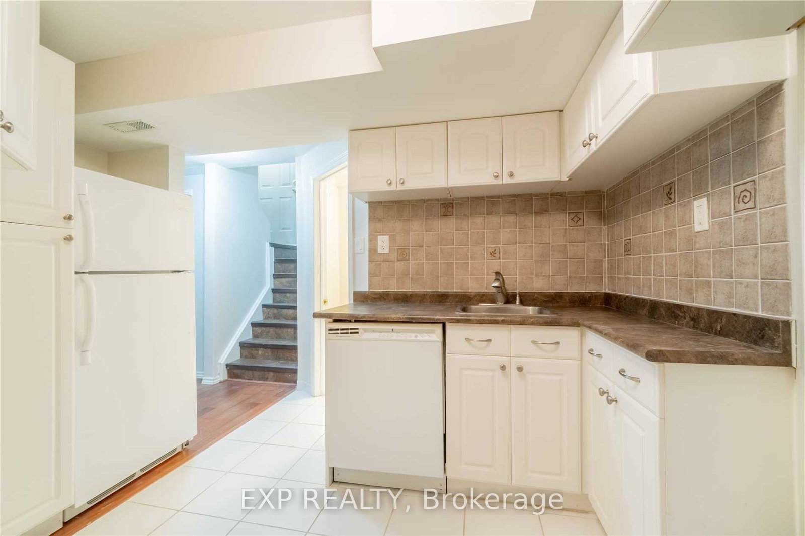 134-sandown-avenue-toronto-scarborough-ontario-e13604934