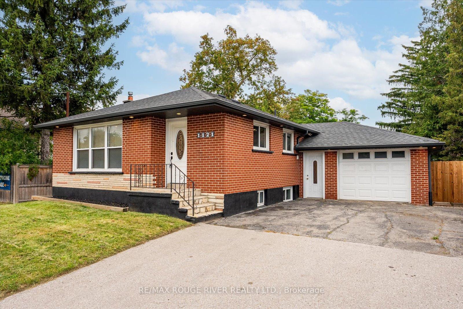 1121-brock-street-s-whitby-ontario-e13605678