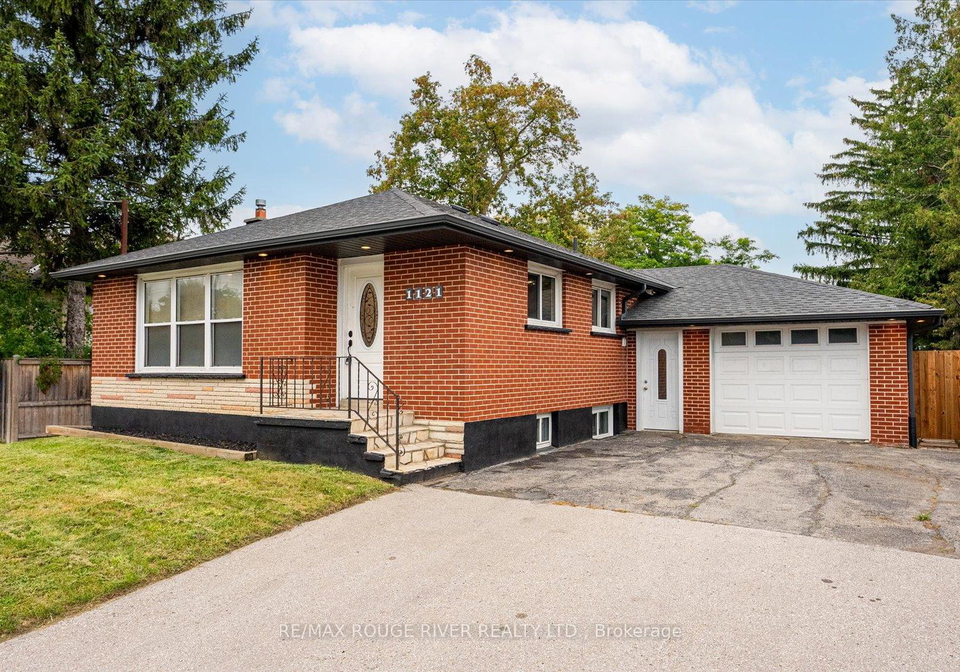1121-brock-street-s-whitby-ontario-e13605678