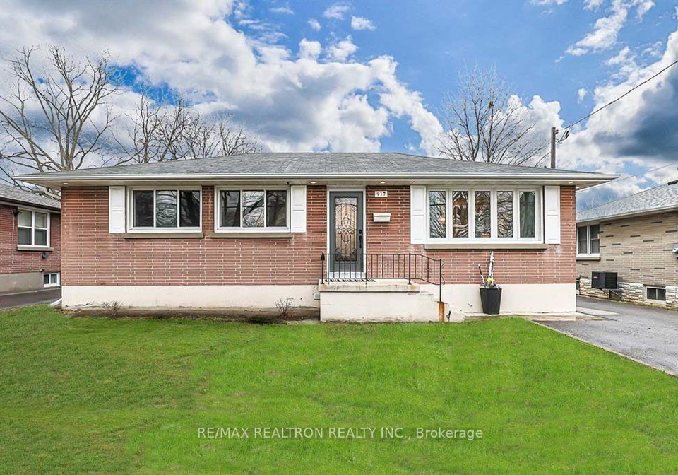 917-henry-street-whitby-ontario-e13605680
