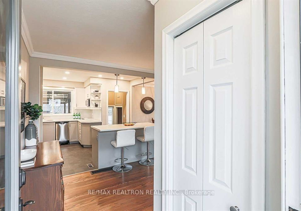 917-henry-street-whitby-ontario-e13605680