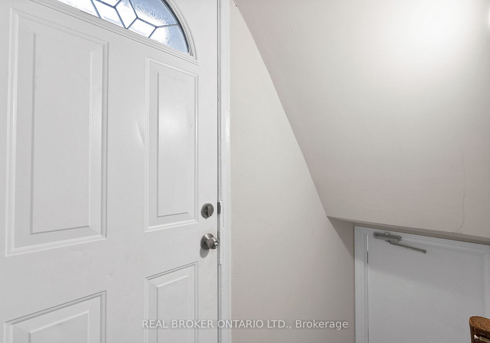 744-olive-avenue-oshawa-ontario-e13607082