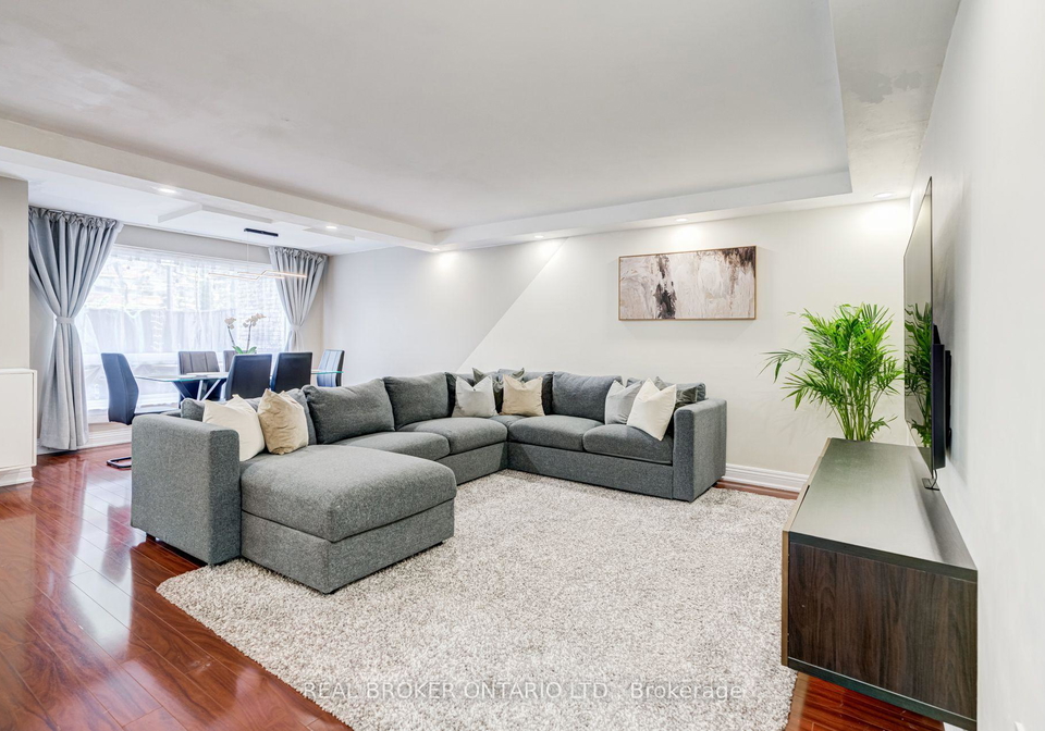 130-ling-road-toronto-scarborough-ontario-e13607158