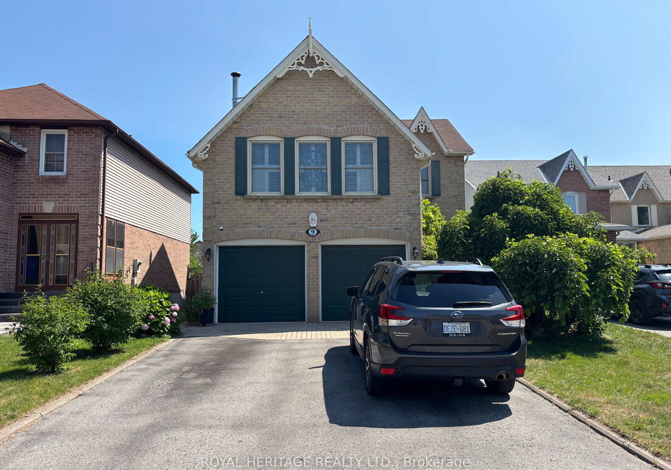 9-dowers-drive-ajax-ontario-e13607436